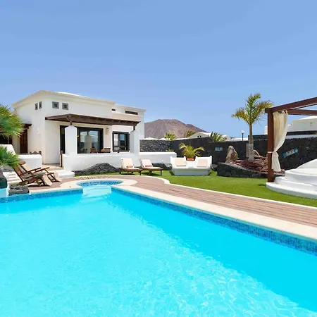 Villa Faro Park 37 *